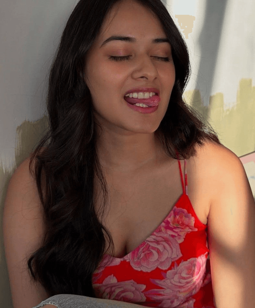 Call Girl in Peren, Nagaland - Hi Nisha sarma college girl independent 24 7 available